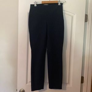 Everlane skinny pant. Size 4. Navy blue